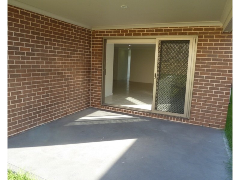 11 Glenmore Ridge Drive, Glenmore Park NSW 2745
