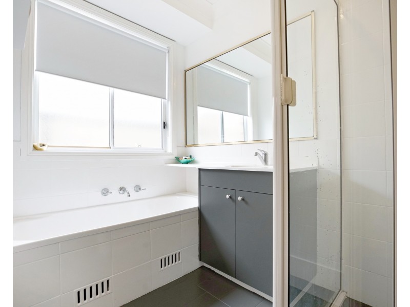 32 Knox Street, Glenmore Park NSW 2745