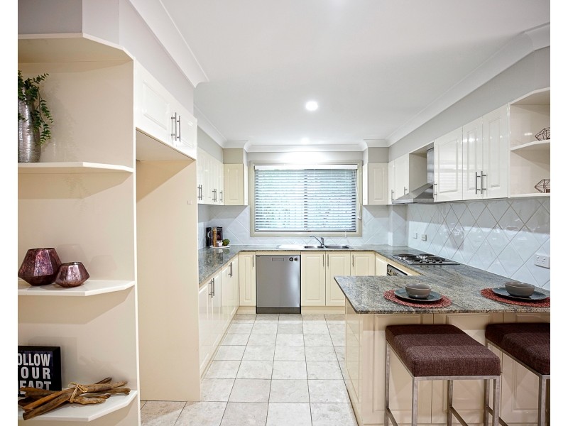 2/5 Devilnits Parade, Penrith NSW 2750