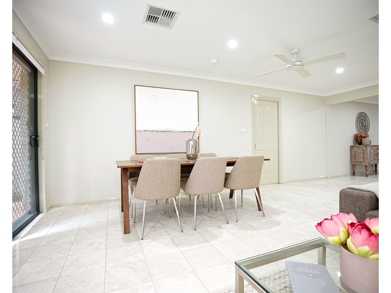 2/5 Devilnits Parade, Penrith NSW 2750