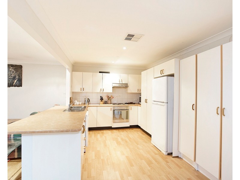 24 Oriole Street, Glenmore Park NSW 2745