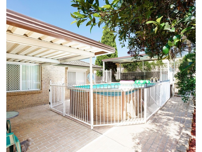 24 Oriole Street, Glenmore Park NSW 2745