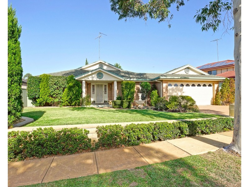 8 Kingsfield Avenue, Glenmore Park NSW 2745