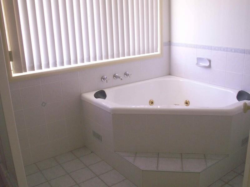 75 Garswood Road, Glenmore Park NSW 2745