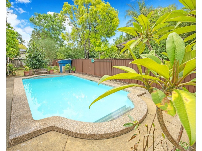 27 Treetops Avenue, South Penrith NSW 2750