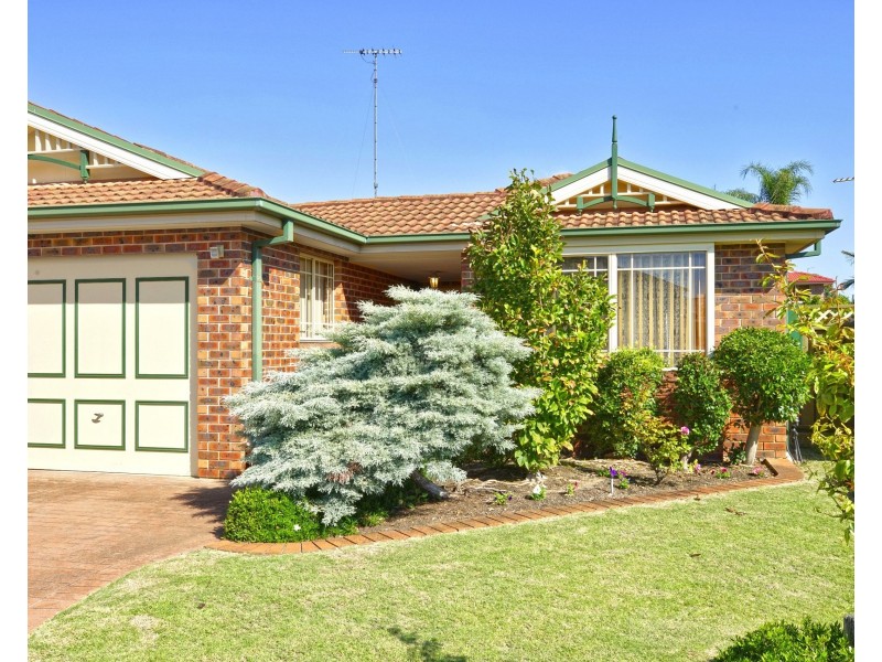 2/8 Lavender Close, Glenmore Park NSW 2745