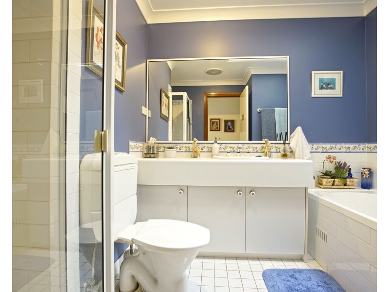 2/8 Lavender Close, Glenmore Park NSW 2745