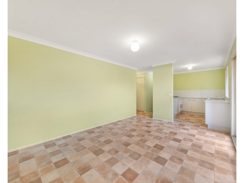 10 Ferntree Close, Glenmore Park NSW 2745