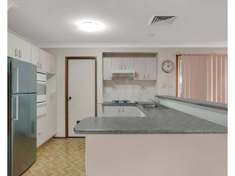 17 Kiber Drive, Glenmore Park NSW 2745