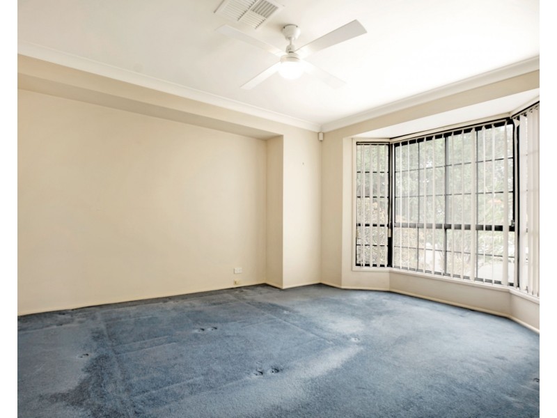 38 Tarrabundi Drive, Glenmore Park NSW 2745