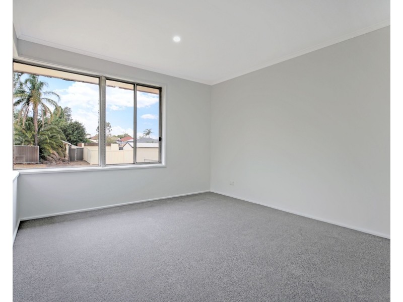 2 Coral Place, Cambridge Park NSW 2747
