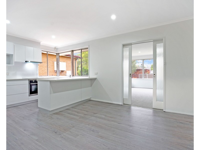 2 Coral Place, Cambridge Park NSW 2747