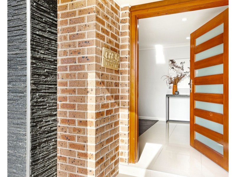 6 Gleneagles Way, Glenmore Park NSW 2745