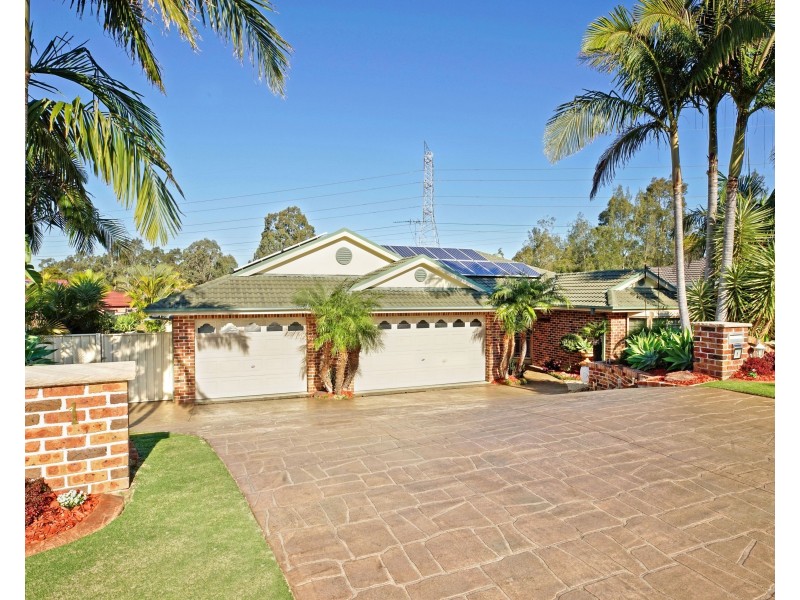 1 Binnit Place, Glenmore Park NSW 2745