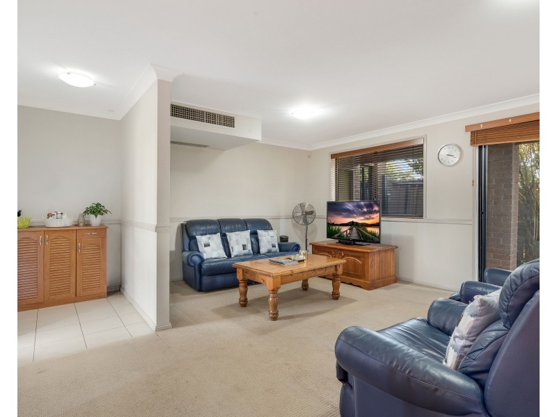 8/1-11 Candlebark Circuit, Glenmore Park NSW 2745