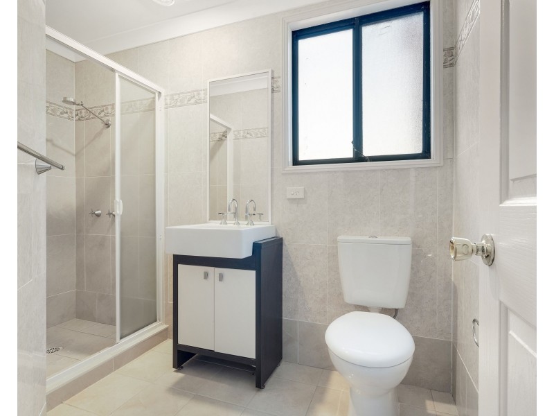 8/1-11 Candlebark Circuit, Glenmore Park NSW 2745