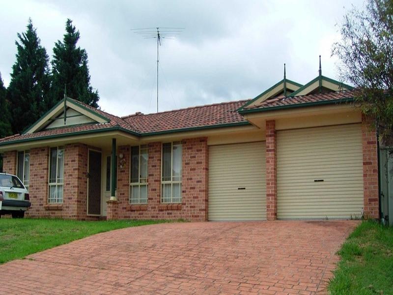7 Mirri Place, Glenmore Park NSW 2745