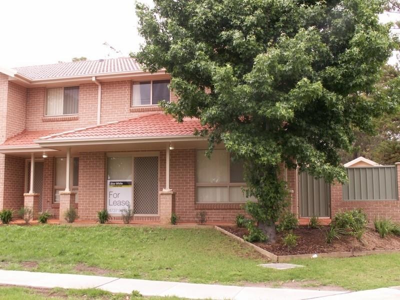 1/29-33 Somerset Street, Kingswood NSW 2747