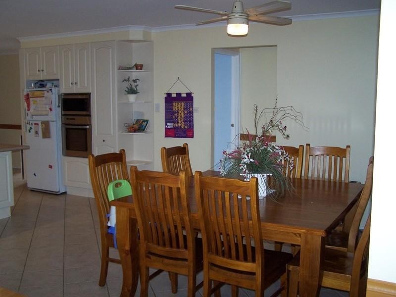 8 Allison Drive, Glenmore Park NSW 2745