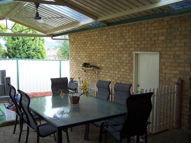 8 Allison Drive, Glenmore Park NSW 2745