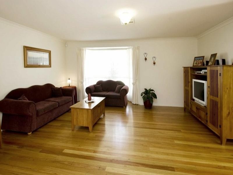 6 BlueHills Drive, Glenmore Park NSW 2745