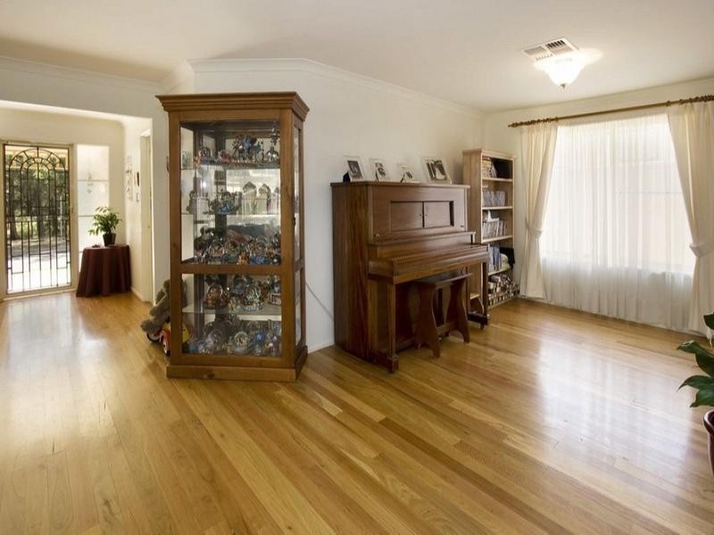 6 BlueHills Drive, Glenmore Park NSW 2745