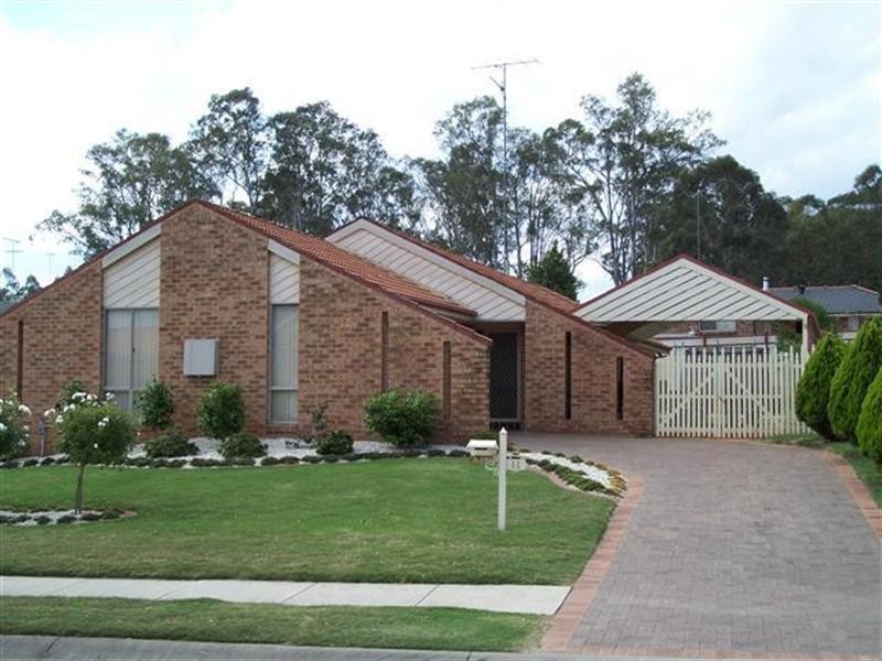 11 Bulu Drive, Glenmore Park NSW 2745