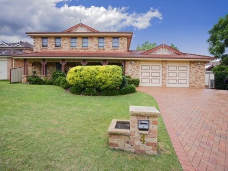4 Parry Way, Glenmore Park NSW 2745