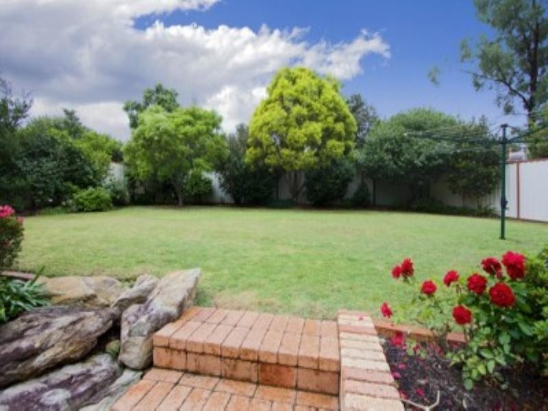 4 Parry Way, Glenmore Park NSW 2745