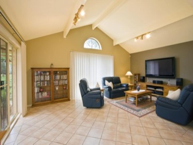 4 Parry Way, Glenmore Park NSW 2745