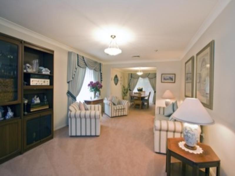 4 Parry Way, Glenmore Park NSW 2745