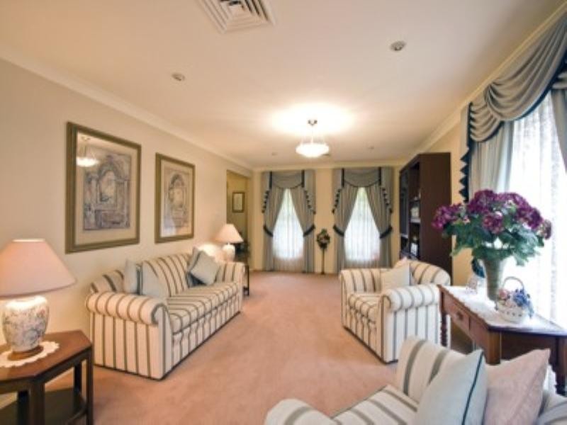 4 Parry Way, Glenmore Park NSW 2745