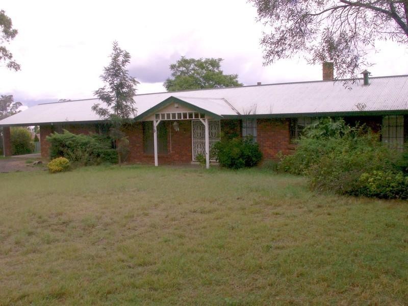 13-15 William Howell Drive, Glenmore Park NSW 2745