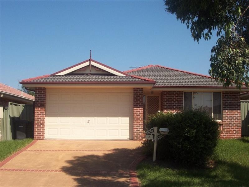 6 Bukari Way, Glenmore Park NSW 2745