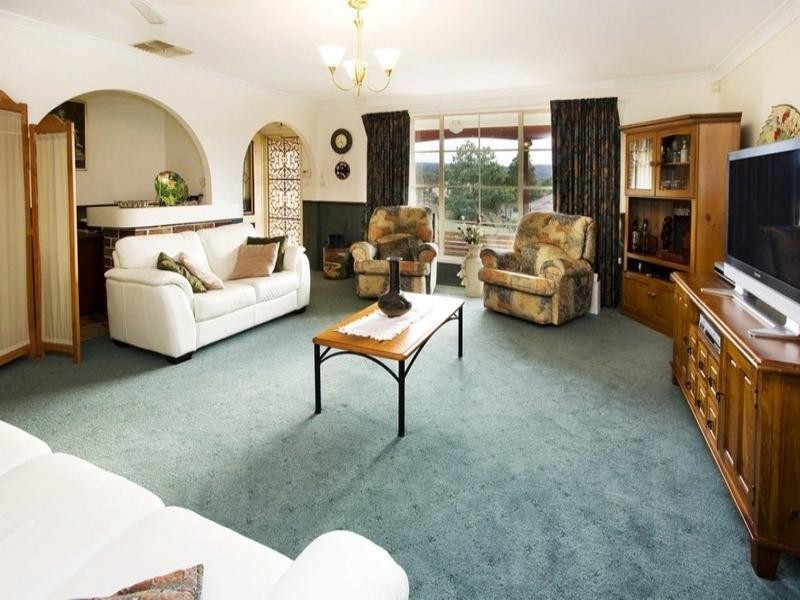 4 Ernstine Hill Close, Glenmore Park NSW 2745