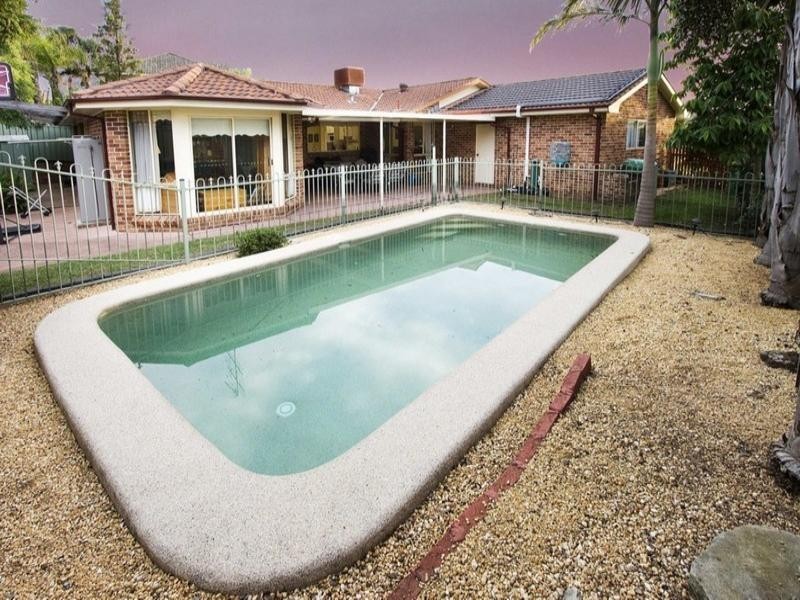 4 Ernstine Hill Close, Glenmore Park NSW 2745