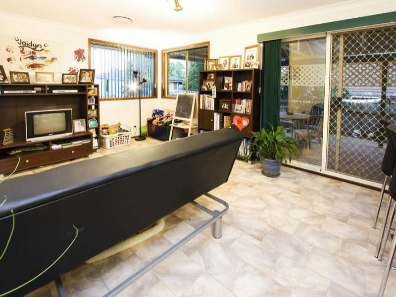 53 Oriole Street, Glenmore Park NSW 2745