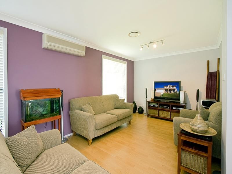 12 Waringa Crescent, Glenmore Park NSW 2745
