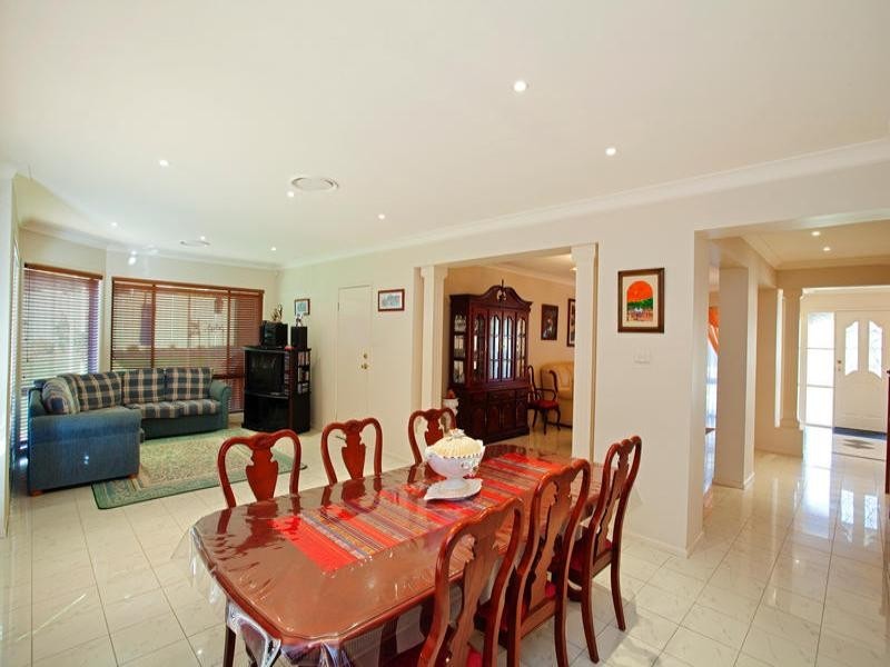 1 Elata Place, Orchard Hills NSW 2748
