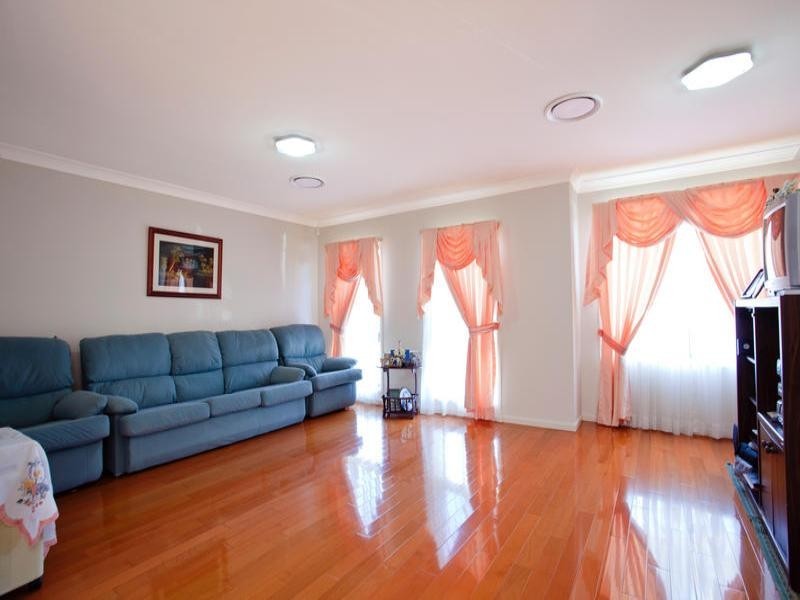 1 Elata Place, Orchard Hills NSW 2748