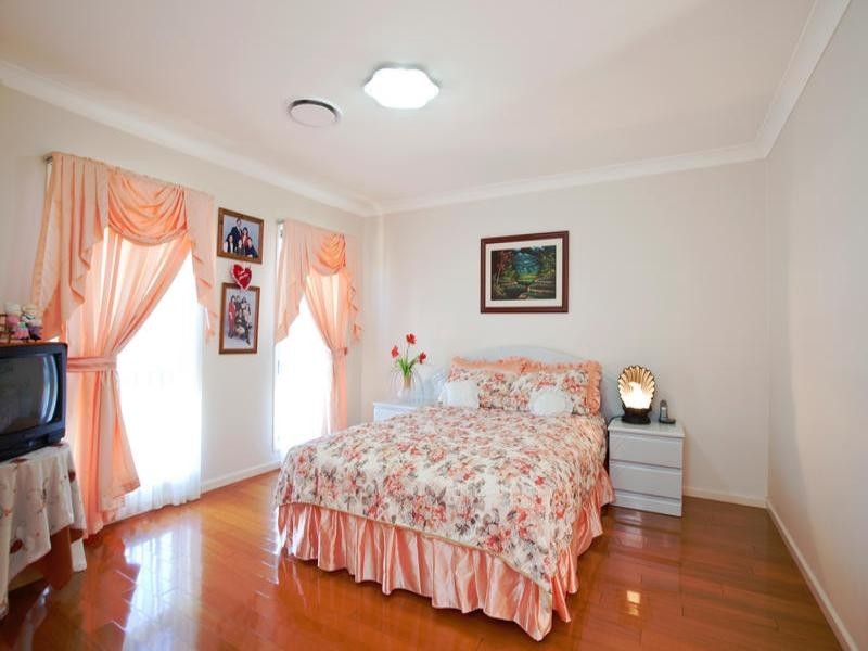 1 Elata Place, Orchard Hills NSW 2748