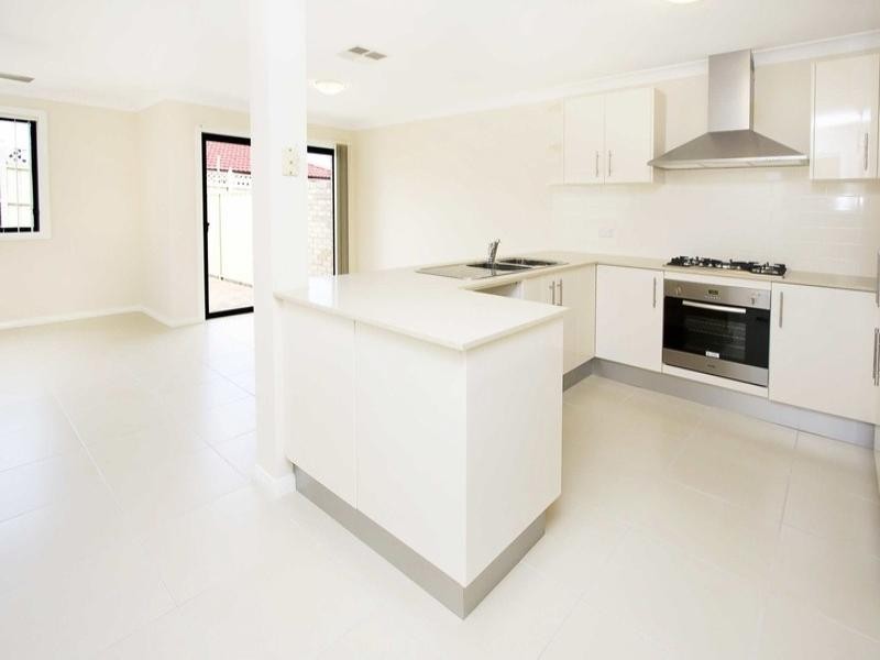 32b Wittama Drive, Glenmore Park NSW 2745