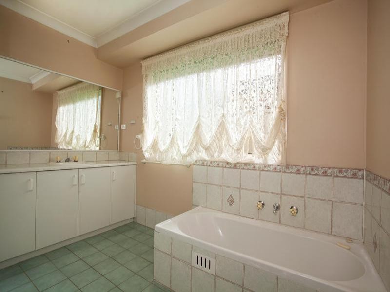 59 Surveyors Creek Road, Glenmore Park NSW 2745