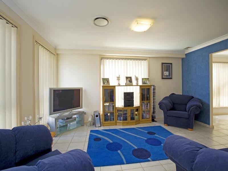 31 Waterford Way, Glenmore Park NSW 2745