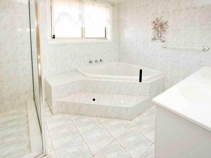 24 Bija Drive, Glenmore Park NSW 2745