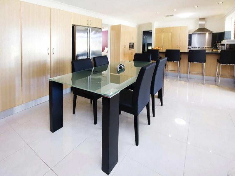 15 Sunningdale Drive, Glenmore Park NSW 2745