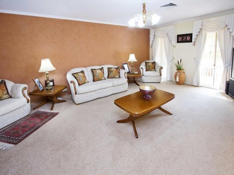 5 Langley Avenue, Glenmore Park NSW 2745