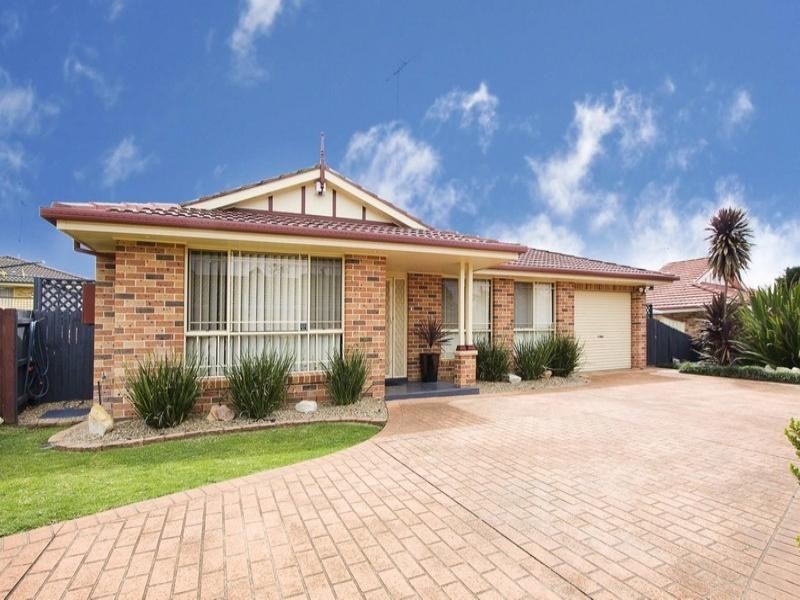 8 Carex Close, Glenmore Park NSW 2745