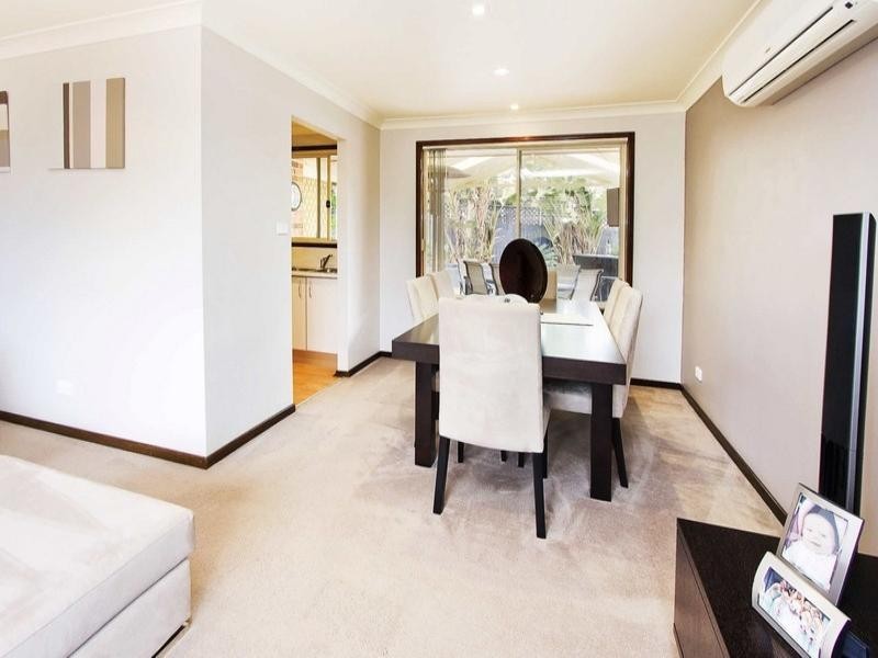 8 Carex Close, Glenmore Park NSW 2745