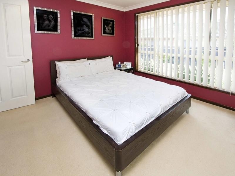 8 Carex Close, Glenmore Park NSW 2745